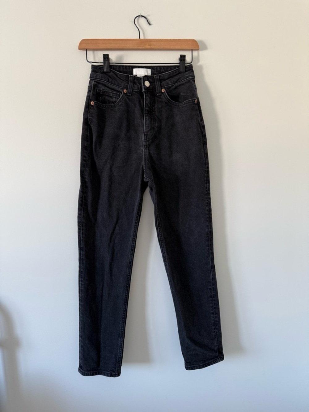 H&M High Rise Jeans in Black